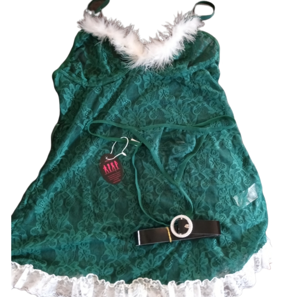 Lingerie Large Green and White